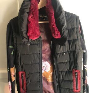 Desigual Large Black Puffer Vest